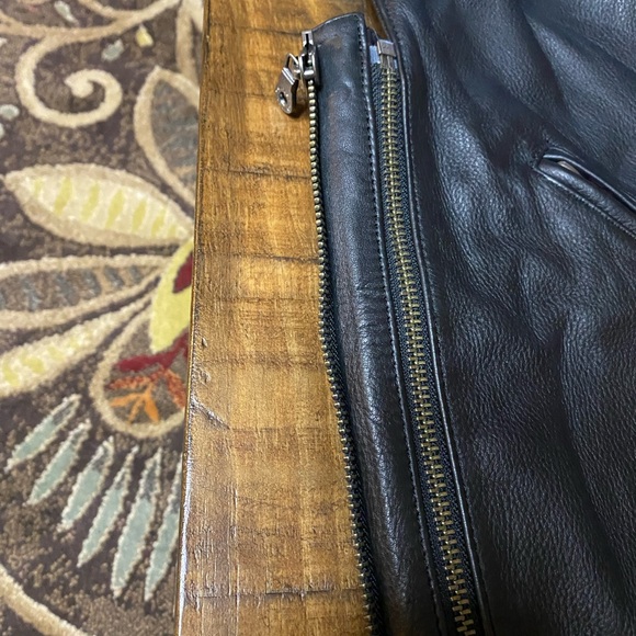 Harley Davidson Womens Leather Chaps Sz XL White Embroidery on Leg EC - Picture 4 of 9